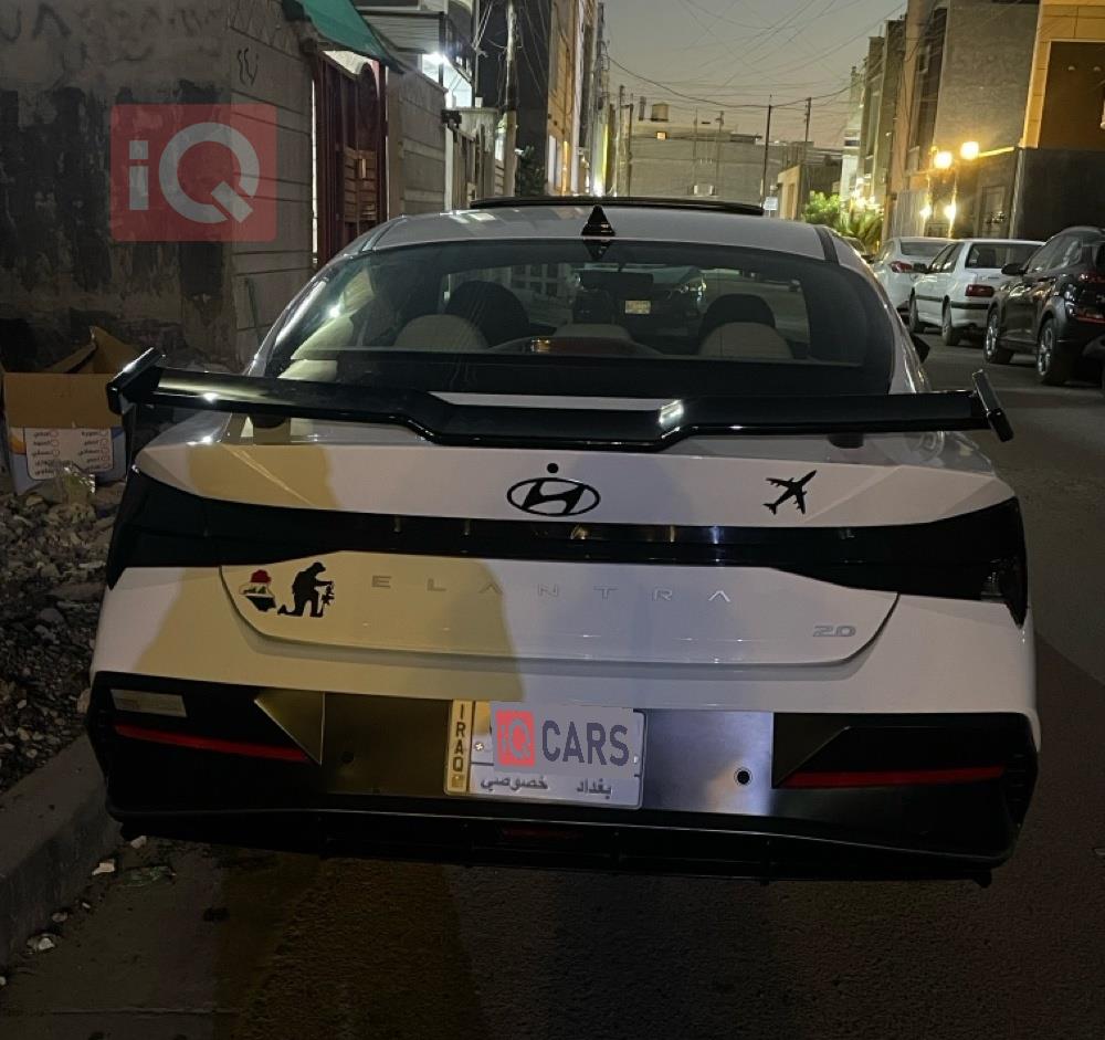 هیوندای ئەلەنترا